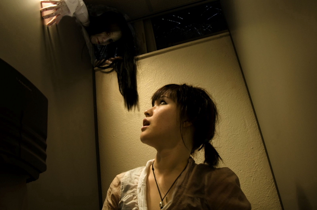 Hanako-san in the toilet -- 