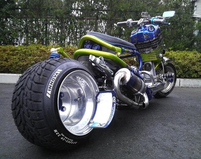 Custom Japanese scooter Honda Zoomer via